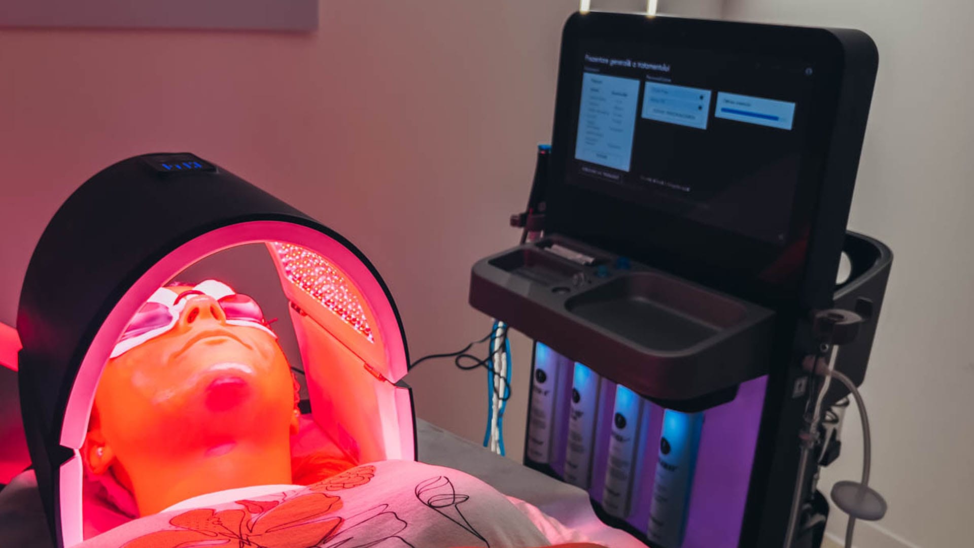 procedura tratament de curatare faciala si hidratare a tenului cu Hydrafacial Syndeo la Episculpt Beauty Sibiu