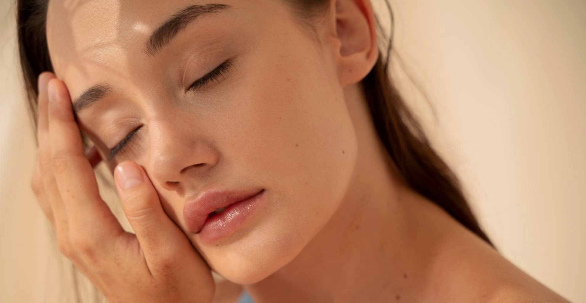 Tratamente faciale eficienta la clinica Episculpt Beauty Sibiu